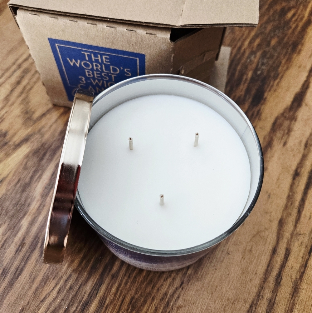 🛍BOGO 50% OFF💜❄️NWT‼️ BBW "Lavender & Peppermint" 3-wick Aromatherapy Candle - Picture 3 of 10